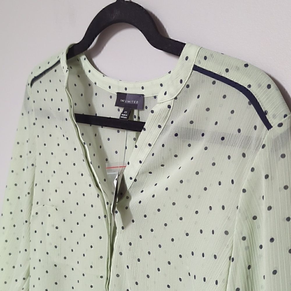 The Limited Green Blouse NWT - Picture 2 of 7
